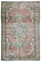 Load image into Gallery viewer, Vintage Turkish Rug, GA15657