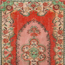 Load image into Gallery viewer, Vintage Turkish Rug, GA16715