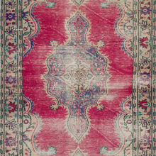 Load image into Gallery viewer, Vintage Turkish Rug, GA17894