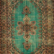 Load image into Gallery viewer, Vintage Turkish Rug, GA17974