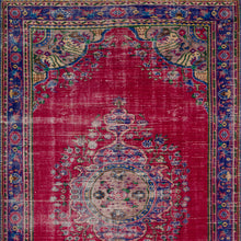 Load image into Gallery viewer, Vintage Turkish Rug, GA27909