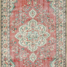 Load image into Gallery viewer, Vintage Turkish Rug, GA34710