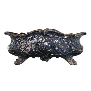 Iron Garden Urn, G040