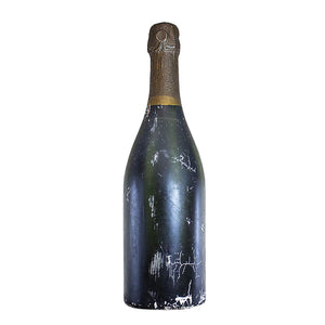 Moet and Chandon Champagne Advert Bottle, G048